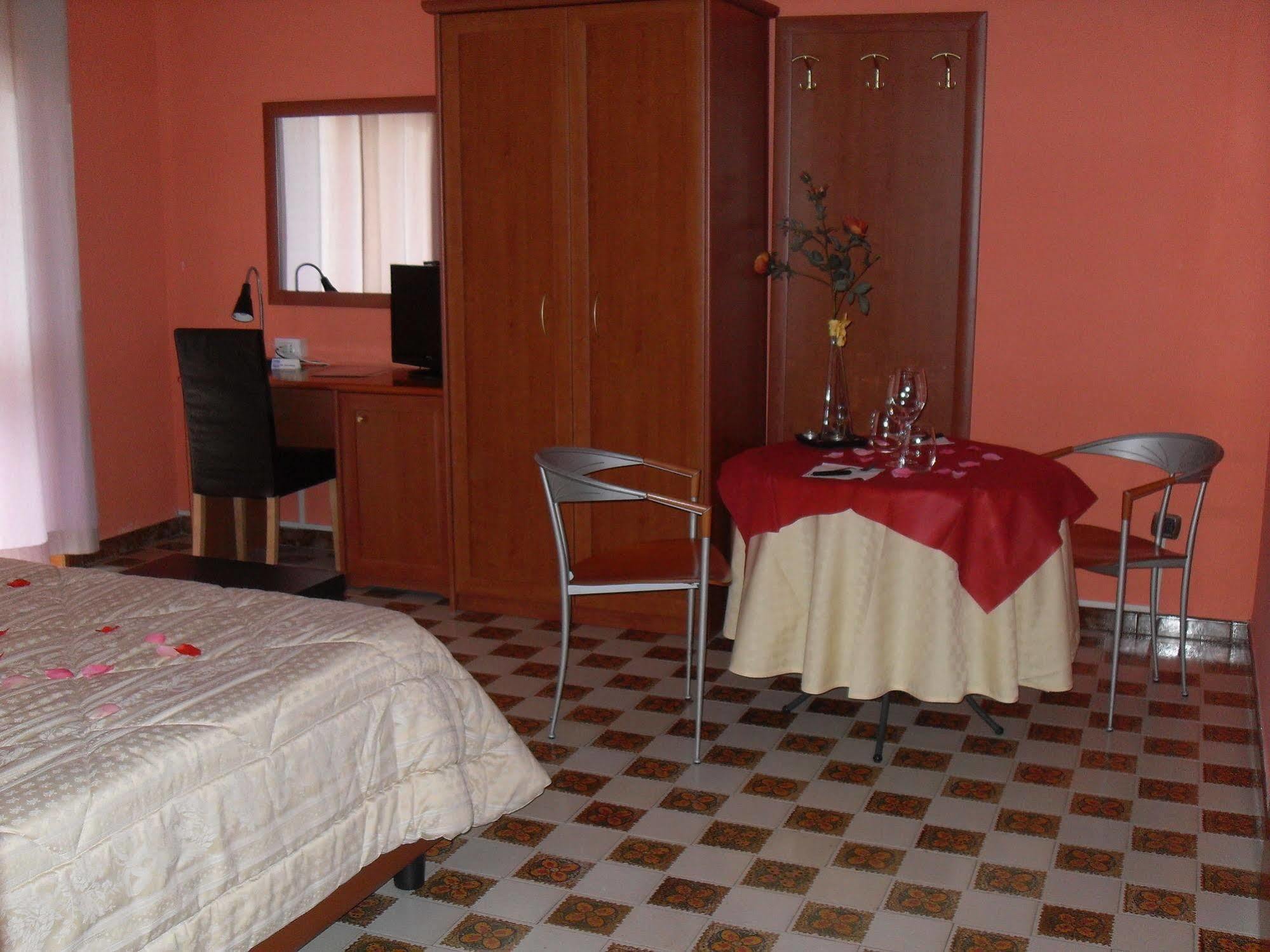 Hotel Pompei Scafati Buitenkant foto